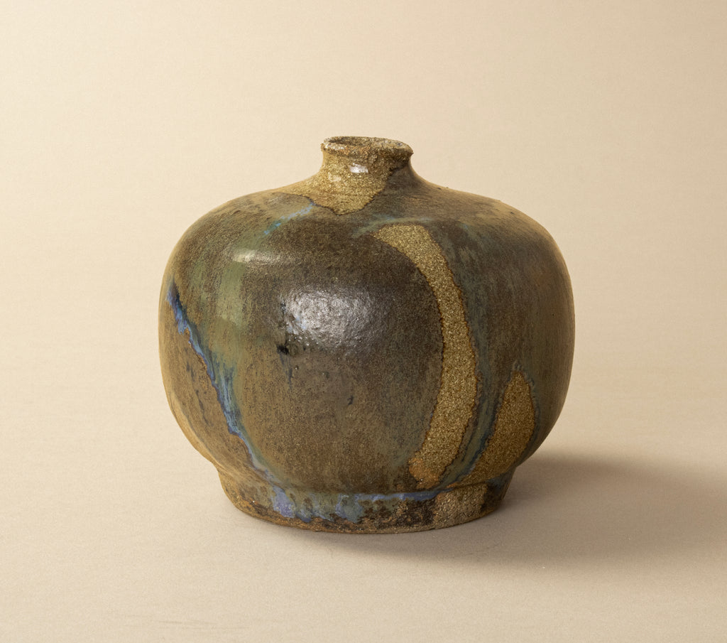 CERAMIC VASE