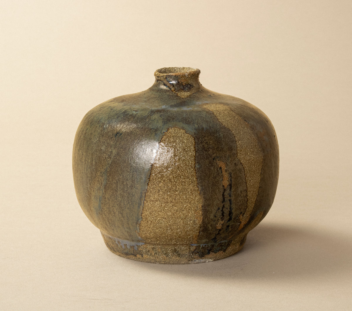 CERAMIC VASE