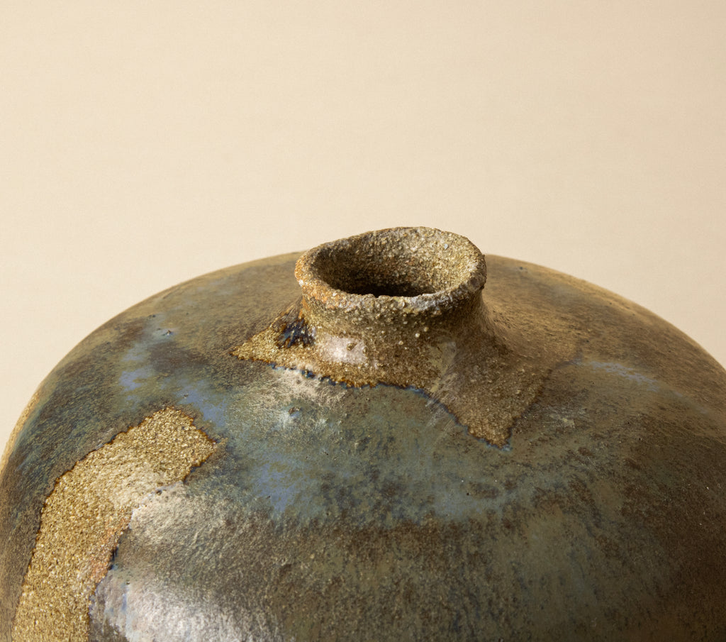 CERAMIC VASE